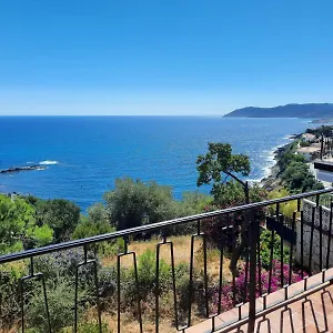 apartamento-deluxe-cau-del-llop.catalonia-hotels.com/
